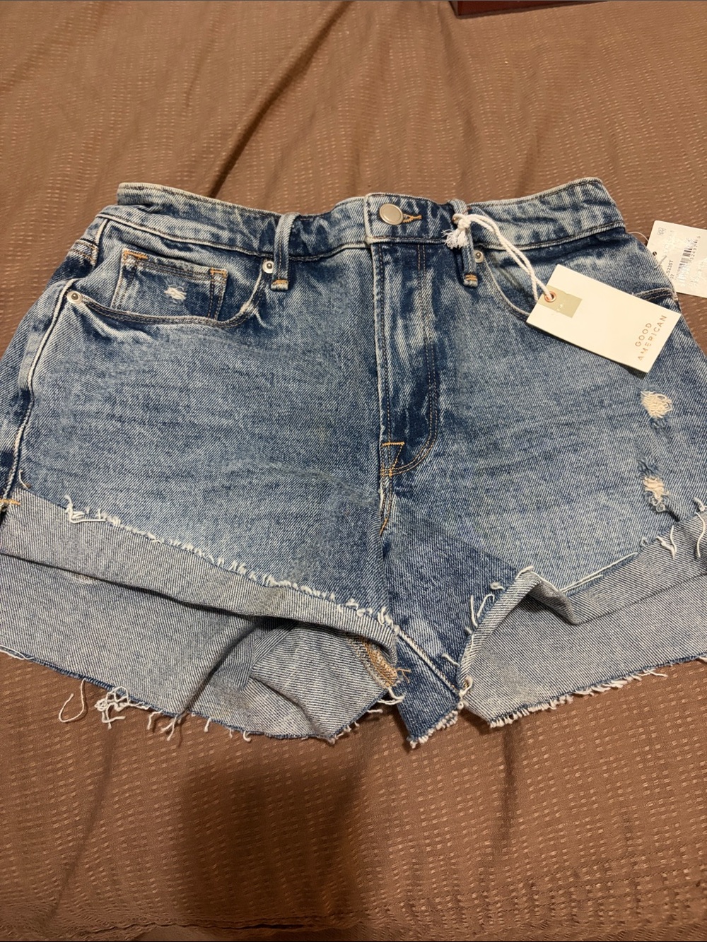 Good American good curve shorts